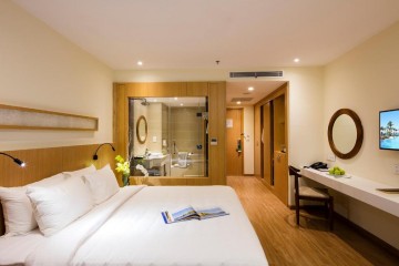 Starcity Hotel & Condotel Beachfront Nha Trang 